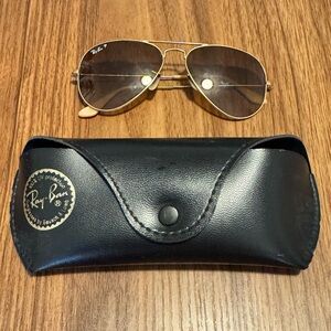 Ray-Ban Gold Aviator Sunglasses